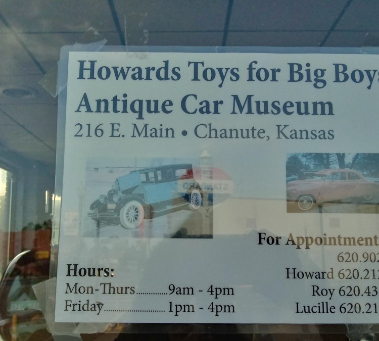 howards-toys-for-big-boys-antique-cars-museum-photo